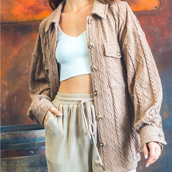 NWT Very J Mocha Cable Knit Button Down Shacket Jacket - Picture 4 of 4